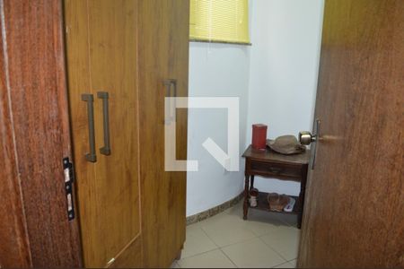 Casa à venda com 419m², 4 quartos e 4 vagasQuarto 5