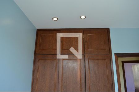 Casa à venda com 419m², 4 quartos e 4 vagasQuarto 2