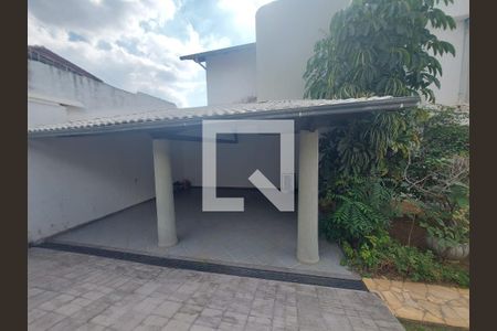 Casa à venda com 419m², 4 quartos e 4 vagasGaragem