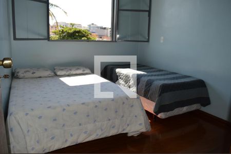 Casa à venda com 419m², 4 quartos e 4 vagasQuarto 2
