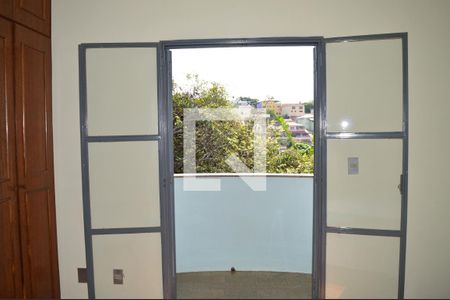 Casa à venda com 419m², 4 quartos e 4 vagasSuite