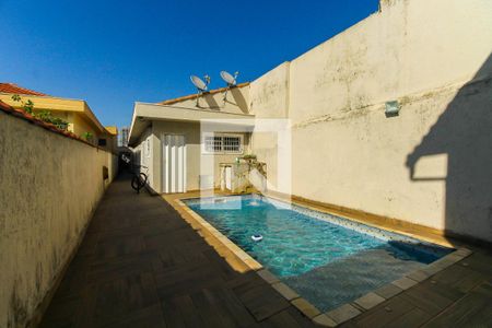 Área externa  de casa à venda com 3 quartos, 250m² em Penha de França, São Paulo