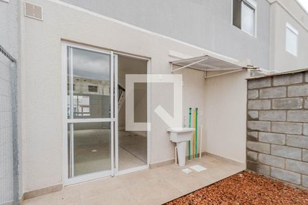 Casa de condomínio à venda com 88m², 2 quartos e 1 vagaCozinha e Área de Serviço