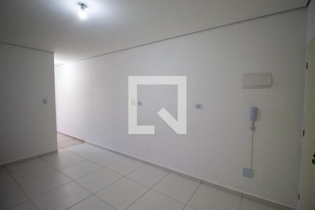 Sala de apartamento à venda com 1 quarto, 39m² em Vila Carmosina, São Paulo