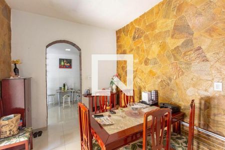 Casa à venda com 483m², 5 quartos e 3 vagas