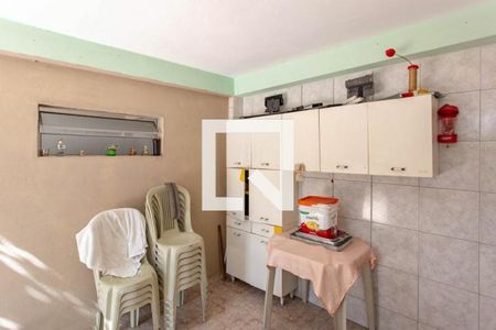 Casa à venda com 5 quartos, 483m² em Planalto, Belo Horizonte