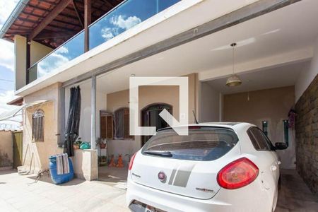 Casa à venda com 483m², 5 quartos e 3 vagas