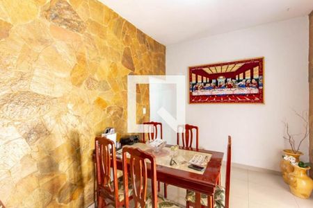 Casa à venda com 483m², 5 quartos e 3 vagas