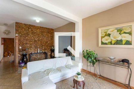 Casa à venda com 483m², 5 quartos e 3 vagas