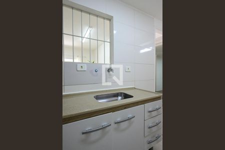 Cozinha de casa para alugar com 1 quarto, 40m² em Saúde, São Paulo