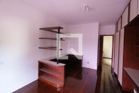 Quarto 1 de casa à venda com 3 quartos, 240m² em Jardim Guanabara, Rio de Janeiro