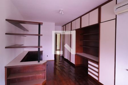 Quarto 1 de casa à venda com 3 quartos, 240m² em Jardim Guanabara, Rio de Janeiro
