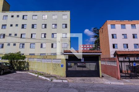 Apartamento para alugar com 49m², 2 quartos e 1 vaga Apartamento para alugar com 49m², 2 quartos e 1 vagaFachada