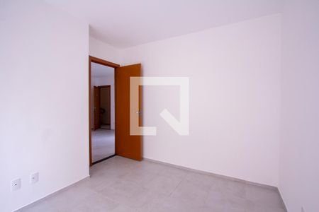 Quarto 2 de apartamento para alugar com 2 quartos, 50m² em Vila Lage, São Gonçalo