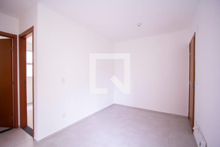 Sala de apartamento para alugar com 2 quartos, 50m² em Vila Lage, São Gonçalo