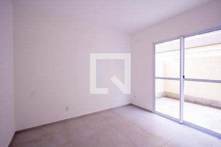 Quarto 2 de apartamento para alugar com 2 quartos, 50m² em Vila Lage, São Gonçalo