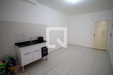 Sala de apartamento para alugar com 1 quarto, 39m² em Vila Carmosina, São Paulo