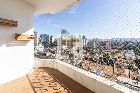 Varanda de apartamento para alugar com 3 quartos, 170m² em Vila Nova Conceição, São Paulo