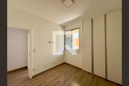 Quarto 2 de apartamento à venda com 3 quartos, 110m² em Buritis, Belo Horizonte