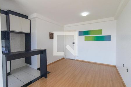 Sala de apartamento para alugar com 3 quartos, 73m² em Cidade Industrial, Curitiba