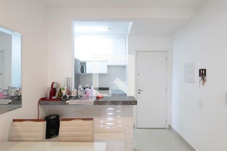 Sala de apartamento para alugar com 3 quartos, 102m² em Planalto, Belo Horizonte