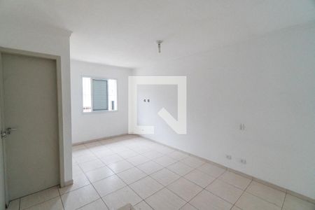 Suite 1 de casa para alugar com 2 quartos, 90m² em Jardim Itacolomi, São Paulo