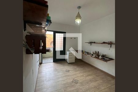 Casa à venda com 450m², 8 quartos e 3 vagasSuíte 1