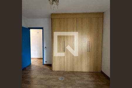 Casa à venda com 450m², 8 quartos e 3 vagasSuíte 1