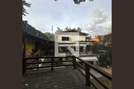 Casa à venda com 450m², 8 quartos e 3 vagasArea Externa