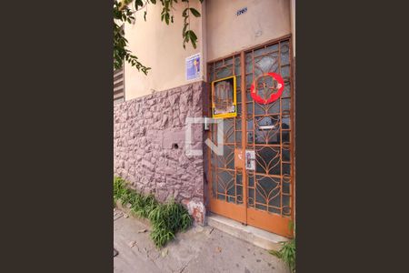 Apartamento para alugar com 136m², 3 quartos e sem vaga Apartamento para alugar com 136m², 3 quartos e sem vagaFachada