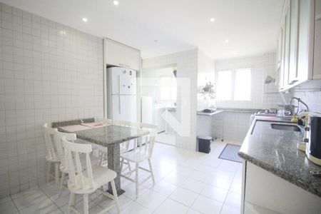 Apartamento à venda com 102m², 3 quartos e 1 vagaCozinha