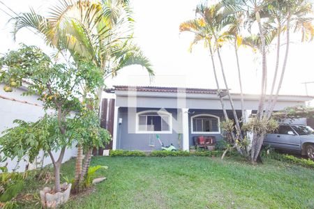 Casa para alugar com 140m², 3 quartos e 1 vagaFachada