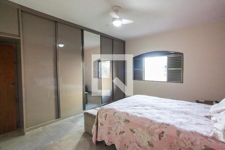 Suite de casa para alugar com 3 quartos, 140m² em Jardim Patricia, Uberlândia