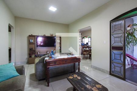 Sala de casa para alugar com 3 quartos, 140m² em Jardim Patricia, Uberlândia