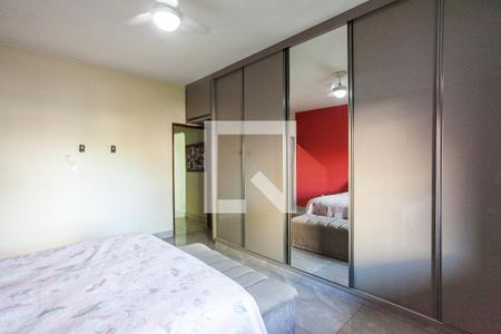 Suite de casa para alugar com 3 quartos, 140m² em Jardim Patricia, Uberlândia