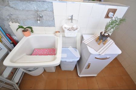 Apartamento à venda com 60m², 2 quartos e 1 vagaÁrea de Serviço