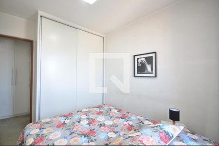 Quarto 1 de apartamento à venda com 2 quartos, 60m² em Vila Constança, São Paulo