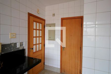 Apartamento à venda com 330m², 5 quartos e 2 vagasCozinha