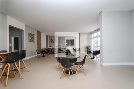 Apartamento à venda com 67m², 2 quartos e 2 vagas Apartamento à venda com 67m², 2 quartos e 2 vagasÁrea comum - Salão de festas