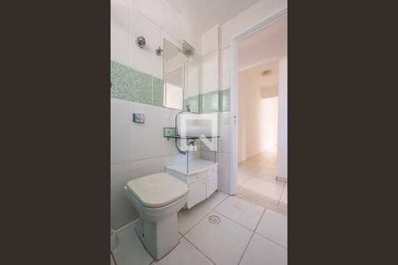 Apartamento à venda com 70m², 2 quartos e 1 vaga Apartamento à venda com 70m², 2 quartos e 1 vagaBanheiro