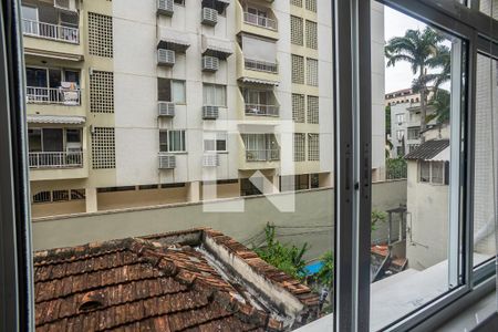 Sala vista janela de apartamento à venda com 2 quartos, 68m² em Flamengo, Rio de Janeiro
