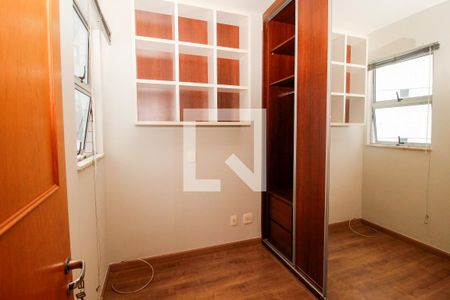Quarto 1  de apartamento para alugar com 2 quartos, 83m² em Santa Efigênia, Belo Horizonte