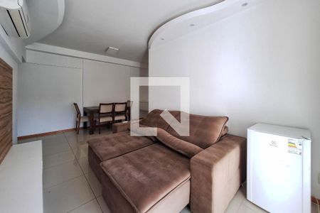 Sala de apartamento para alugar com 3 quartos, 85m² em Camboinhas, Niterói