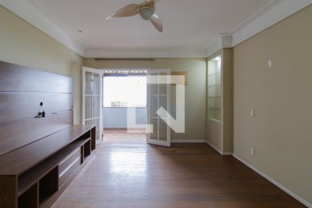 Casa de condomínio à venda com 440m², 4 quartos e 4 vagasQuarto 2