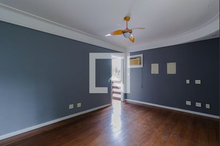 Casa de condomínio à venda com 440m², 4 quartos e 4 vagasQuarto 3