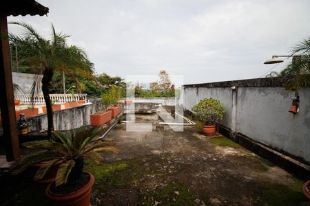 Casa de condomínio à venda com 440m², 4 quartos e 4 vagasÁrea Externa