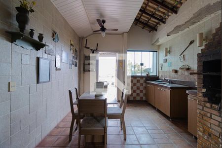 Casa de condomínio à venda com 440m², 4 quartos e 4 vagasÁrea gourmet