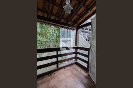 Casa de condomínio à venda com 440m², 4 quartos e 4 vagasVaranda Quarto 4