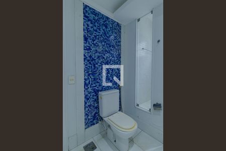 Casa de condomínio à venda com 440m², 4 quartos e 4 vagasBanheiro Quarto 4