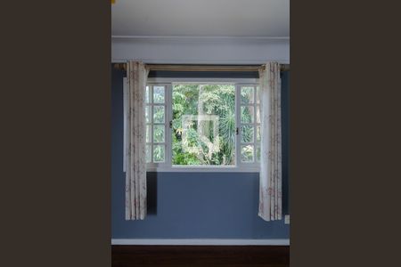 Casa de condomínio à venda com 440m², 4 quartos e 4 vagasQuarto 3